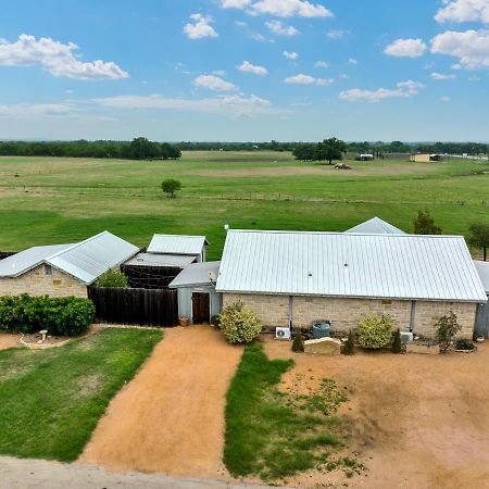 Romantic Oasis With Hot Tub Near Fred And Wineries! Fredericksburg Exterior foto